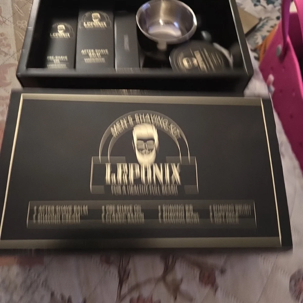 LEPONIX Men’s Shaving Kit, Hair Removal, Classic Razor (New)‎